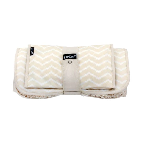 KipKep Napper Teddy Verschoonmatje + Luieretui Sandy Wig - Image 3