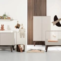 Kidsmill Sixties Babykamer Oatmeal / Walnoot | Bed 60 X 120 Cm + Commode