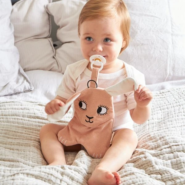 Roommate Bunny Speendoekje - Image 2